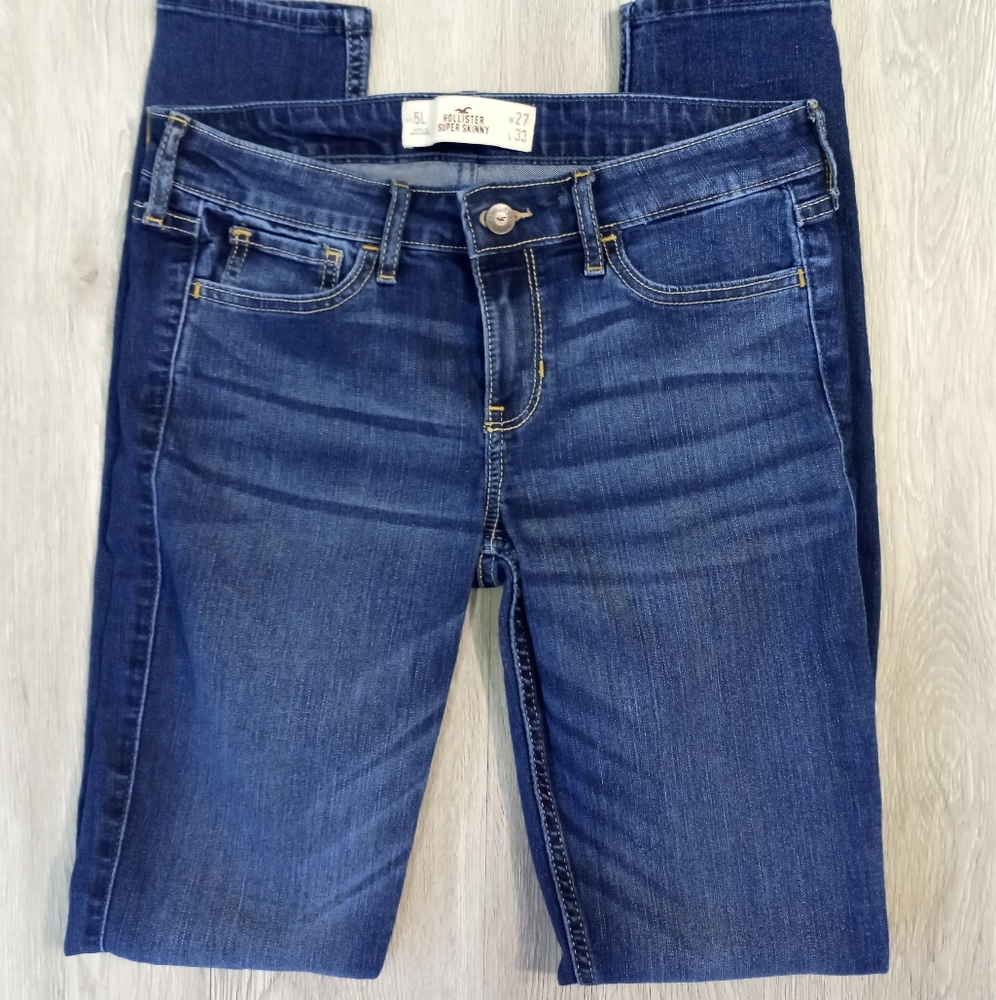 Hollister Super Skinny Jeans